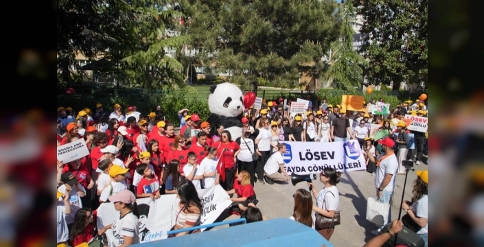Lösemiyi Yenen Çocuklar Bursa'dan İstanbul'a Uzanan Umut Köprüsü Kurdu