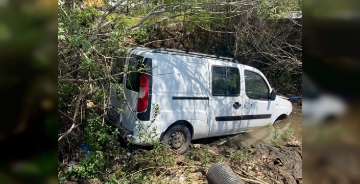 Malatya'da araç takla attı: 2 yaralı