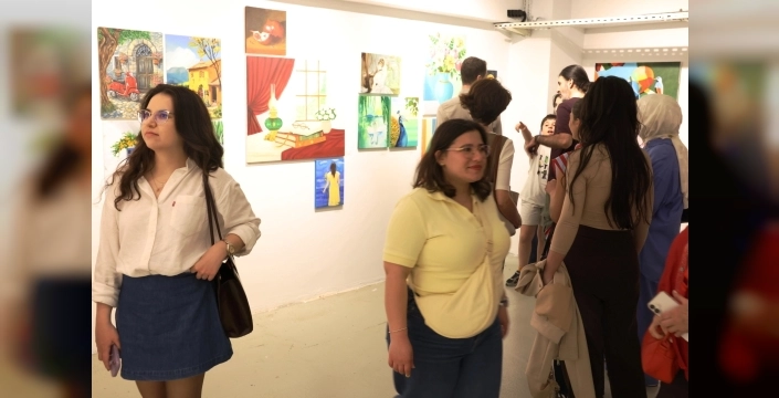 Nilüfer'de 25 Yıllık Sanat Mirası Göz Kamaştırıcı Bir Sergiyle Hayat Buldu