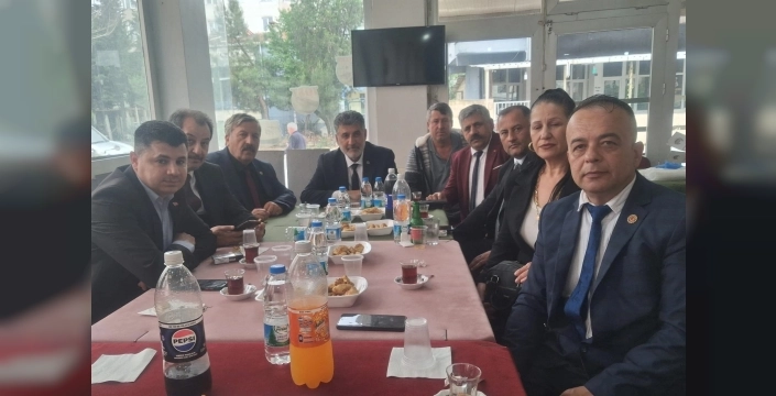 Remzi Çayır, Keşan'da siyasete darbe vurgusu yaptı