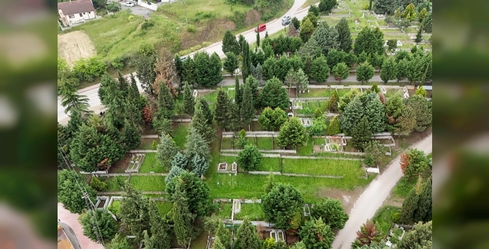 Sakarya'da mezarlıklar bayram için hazırlanıyor
