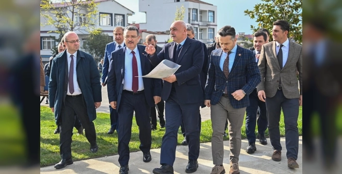 Trabzon'da eski futbol ruhu Avni Aker'de yeniden canlanıyor