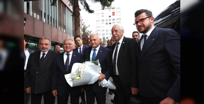 Türk Dünyası Kayseri'de hayat bulacak: Binali Yıldırım'dan önemli açıklamalar