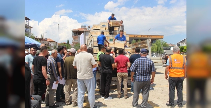 Antalya'da arıcılar seviniyor: Kovanlar dağıtılmaya devam ediyor