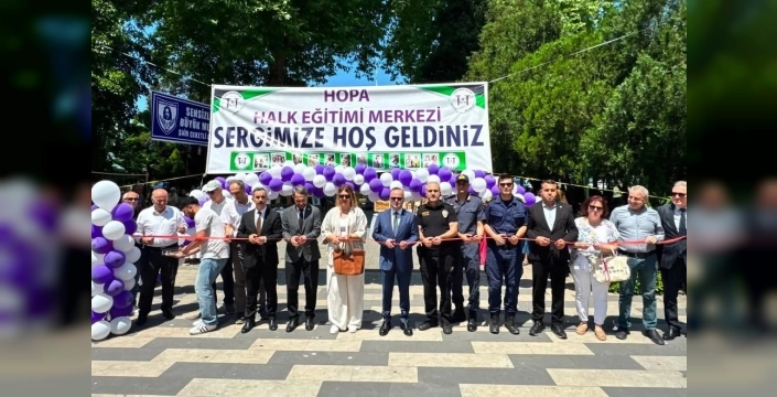 Artvin'de kursiyerlerin el emeği ürünleri sergilen