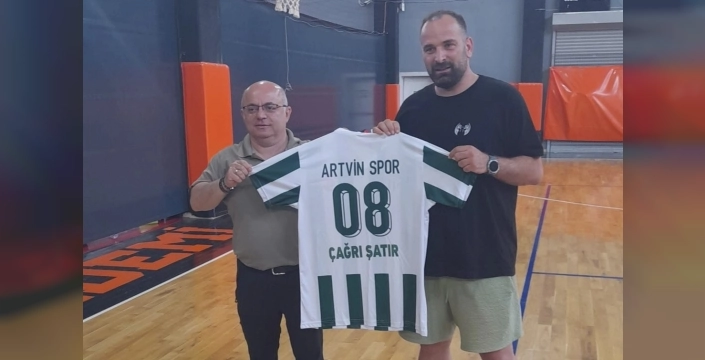 Artvinspor kadın voleybol takımı için iş insanı Çağrı Şatır'dan destek sözü