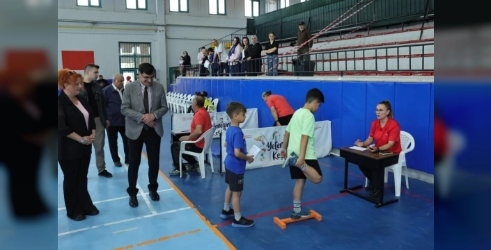 Başkan Kahveci'den geleceğin şampiyonlarına ziyare