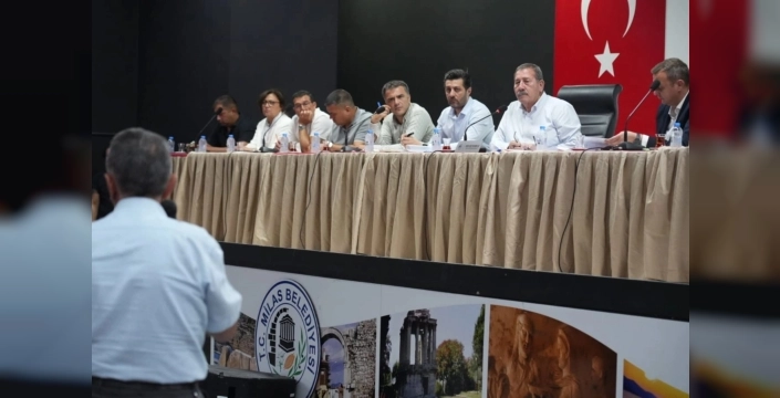 Başkan Topuz, muhtarlarla sorunları masaya yatırdı