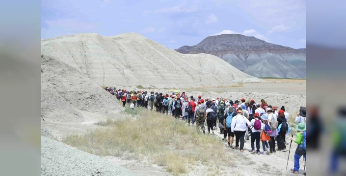 Başkentliler Nallıhan'ın nefes kesen doğasında 8 km yürüdü