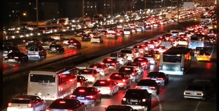 Bayram yollarında acı bilanço: 70 can kaybı, ama bir rekor da kırıldı