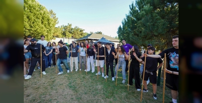 Beylikdüzü'nden YKS öncesi gençlere moral dopingi: