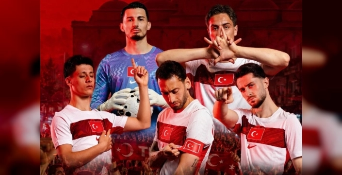 Bursalılar, milli takımın dünya kupası heyecanını dev ekrand