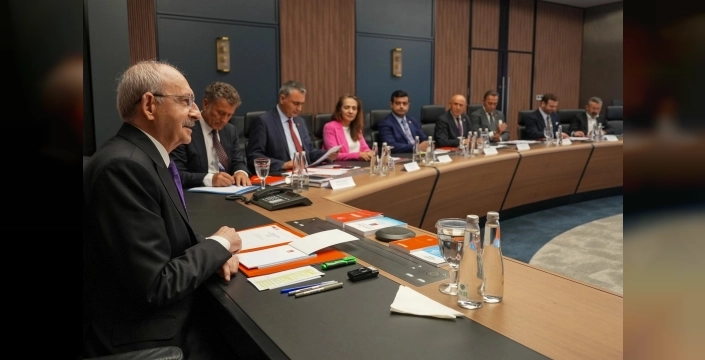 CHP'de deprem etkisi: 9 vekil kesin ihraç istemiyl