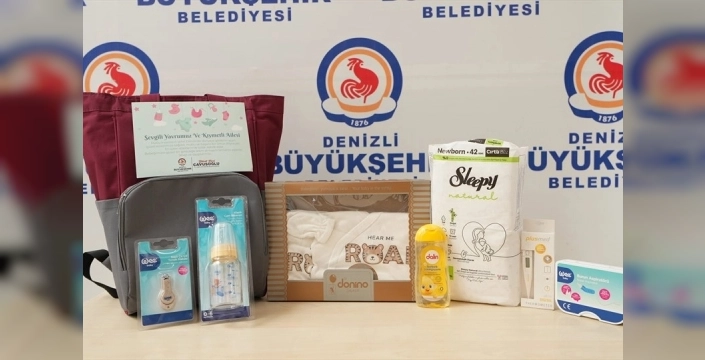 Denizli'de ailelere bebek bezi ve çanta desteği sürüyor