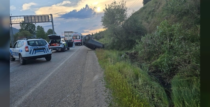 Doğanşehir'de direksiyon hakimiyetini kaybeden sürücü kazada