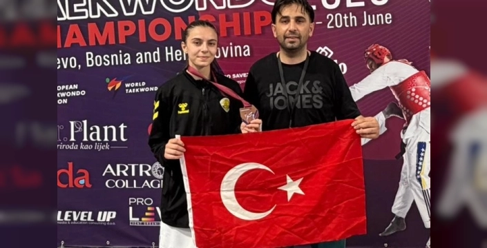 Emine Rana Adıgüzel, Avrupa Tekvando Şampiyonası'nda bronz madalya kazandı