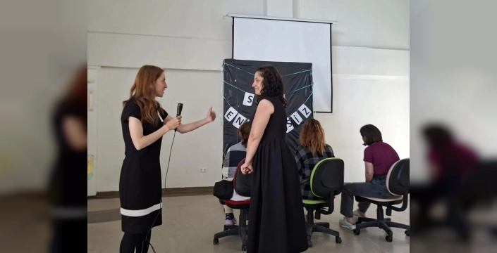 Engelsiz Yaşam Merkezi'nde müzik dolu anlar: 'O Ses Engelsiz' coşkusu
