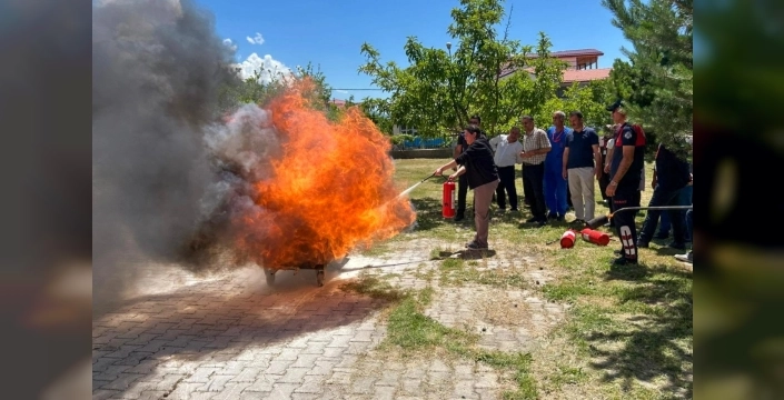 Erzincan'da hastanede yangın tatbikatı yapıldı