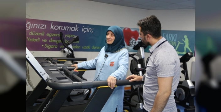 Erzurum'da 80 yaş üstü bireylere sağlıklı yaşam eğitimi verildi