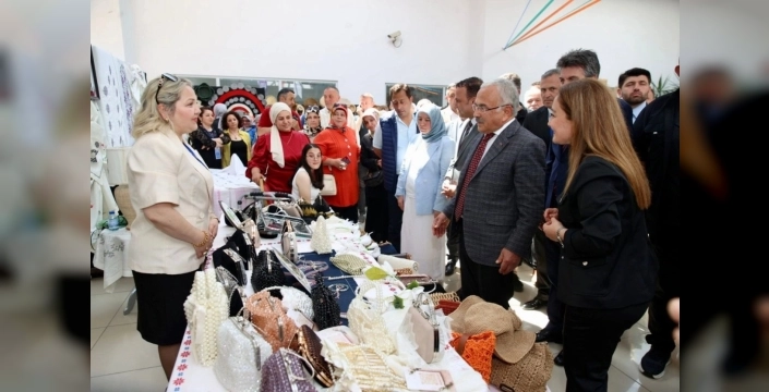 Fatsa'da el emeği göz nuru ürünler sergilendi: Başkan Güler'den ekonomi vurgusu
