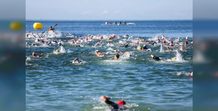 Florya Sahili'nde triatlon heyecanı dorukta