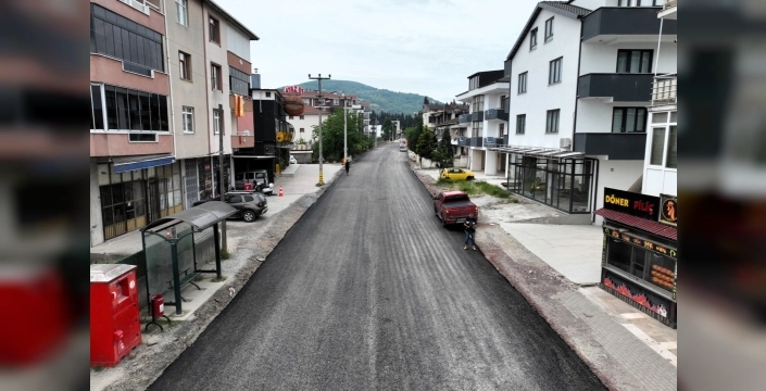 Gölcük'te yollar yenileniyor: Kocaeli Büyükşehir'den konforlu ulaşım hamlesi