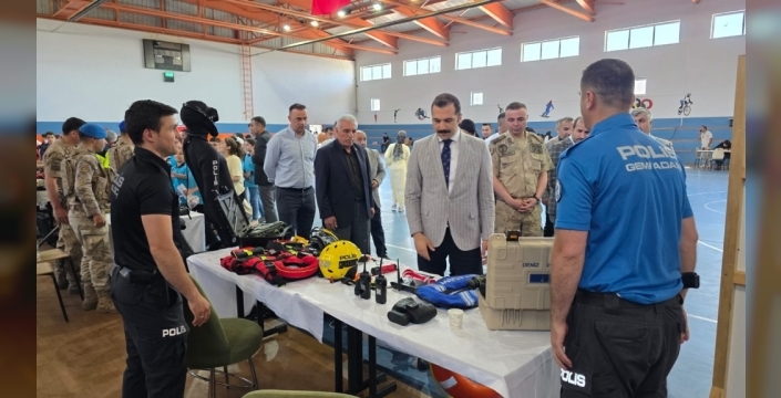 Güroymak'ta bilim ve teknoloji şenliği coşkusu
