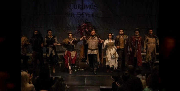 Hamlet, Avrupa'da tiyatroseverleri büyüledi