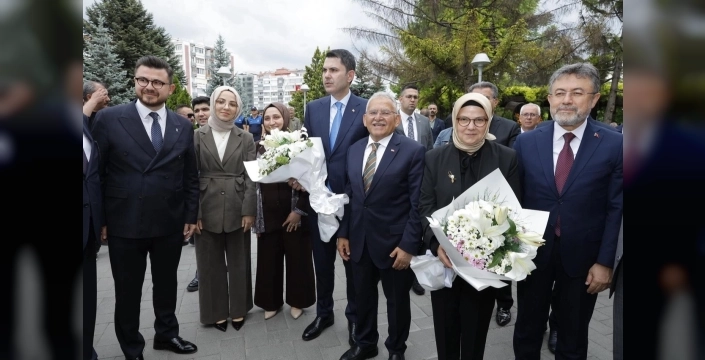 İki kritik bakan Kayseri'deydi: Şehrin vizyon projeleri masaya yatırıldı