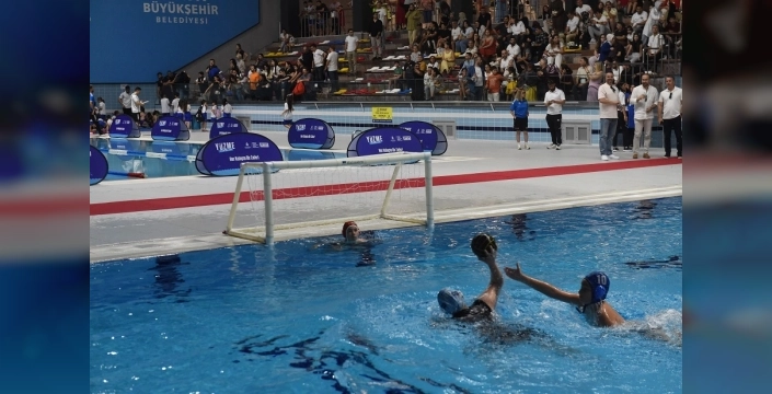 İstanbul'da geleceğin spor yıldızları sahne aldı