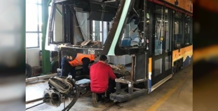 İzmir Metro'dan devrim: Tramvay ve trenler kendi atölyelerinde hayat buluyor!