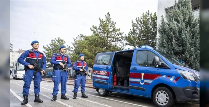 Jandarma'da 29 bini aşkın personelin kritik nöbet değişimi tamamlandı
