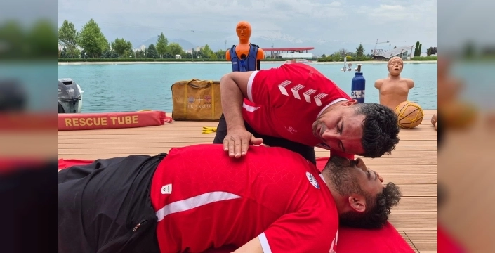 Kayseri'de Spor Personeline Cankurtaranlık ve Denizcilik Eğitimleri: Güvenlik ve Yetkinlik Artıyor