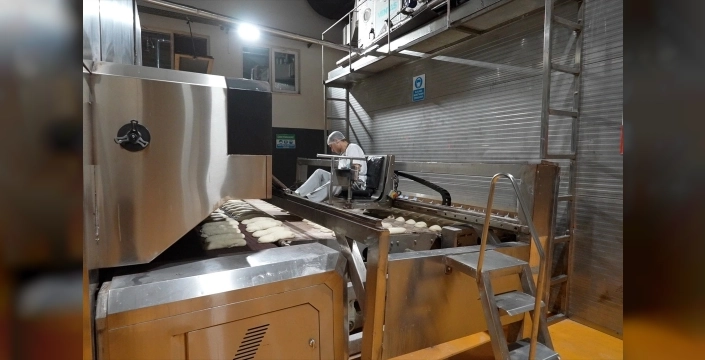 Kayseri'de temel gıda güvencesi: Kent Ekmek fabrikası günlük 100 bin adet üretimi aştı