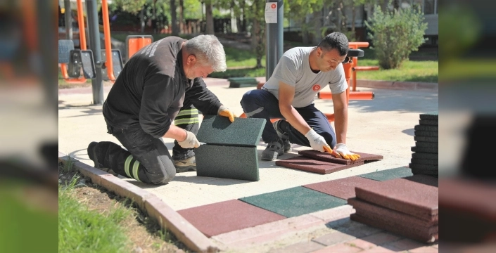 Keçiören parkları nefes alıyor: Yenileme çalışmaları hız kesmeden devam ediyor