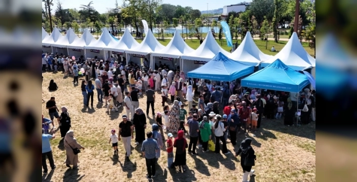Kocaeli'deki çocuklar, Karneval'da hem eğleniyor hem öğreniyor