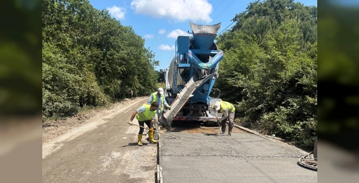 Kocaeli Gebze'de beton yol onarım çalışmaları başladı