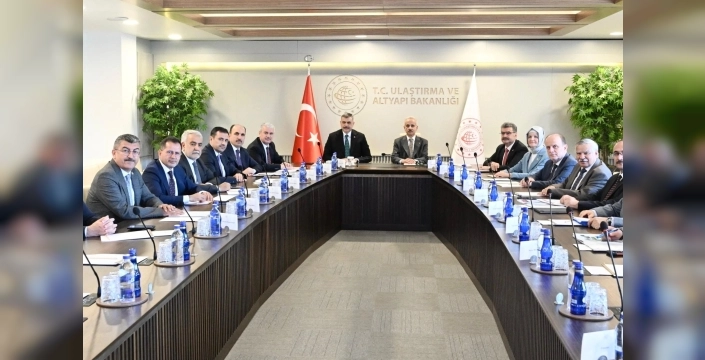 Konya'nın geleceği Ankara'da masaya yatırıldı: Bakanlarla kritik projeler ele alındı