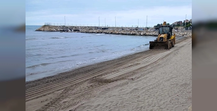 Kurban Bayramı sonrası Kandıra sahilleri 39 ton çöp ile temizlendi