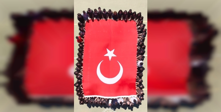 Malatya'dan A Milli Takım'a büyük destek: Doğanşehir Fen Lis
