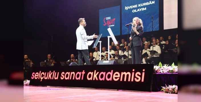 Müzeyyen Senar'ın eşsiz sesi Konya'da yankılandı, 