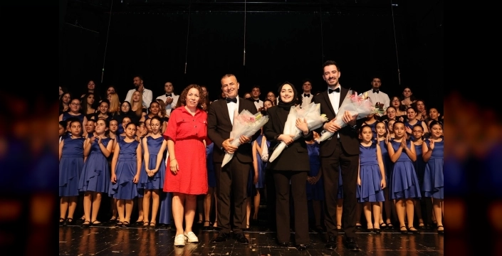 Nilüfer'de 10. Yıl Coşkusu: Farklı Sesler Müzikle Buluştu