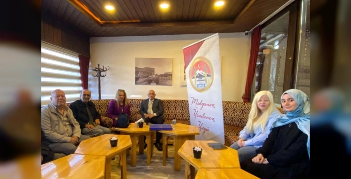 Prof. Dr. Mustafa Ilıcalı, Erzurum'un medya geleceğini değerlendirdi