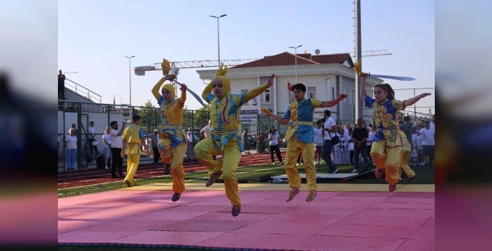 Sakarya'da yaz spor okulları 'yaza hareketli girme' sloganıyla açıldı, binlerce çocuk ücretsiz eğitim alacak