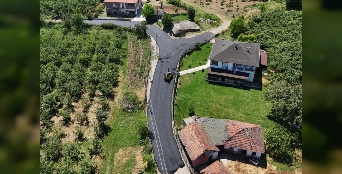 Sakarya Söğütlü'de 6 kilometrelik yol sil baştan y