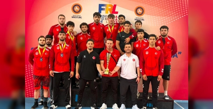 Sakaryalı sporcular, güreş ve atletizmde madalyaları topladı