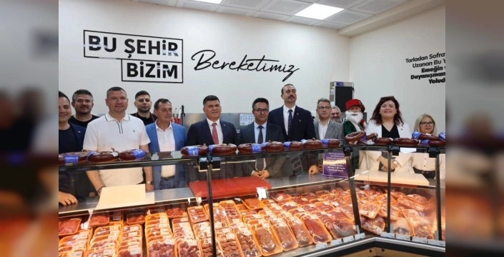 Tekirdağ'da sosyal belediyecilik rüzgarı: Muratlı'ya yeni TEK Market şubesi açıldı