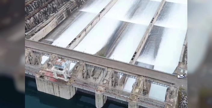 Türkiye, elektrik üretiminde rekor kırdı: Hidroelektrik santralleri göz kamaştırdı!