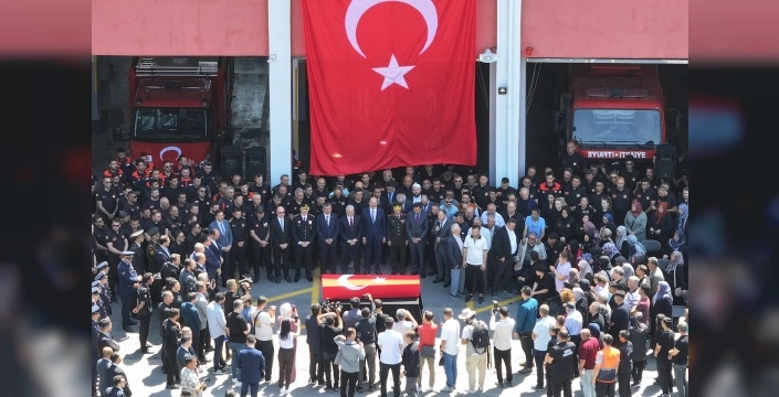 Yangın söndürürken can veren itfaiyeci Mehmet Teke