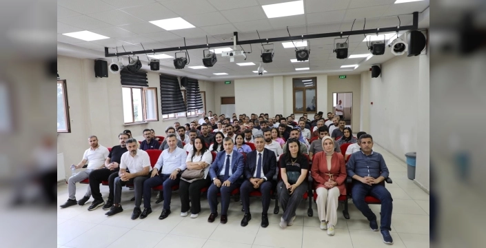 Ağrı'da 154 yönetici adayı geleceğin eğitim liderleri için sahaya iniyor